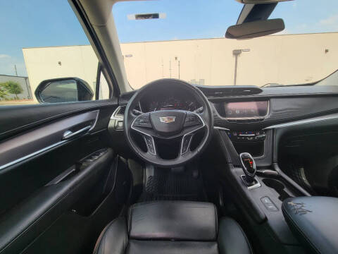 2017 Cadillac XT5 Premium Luxury