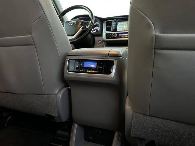 2017 Toyota Highlander Hybrid XLE