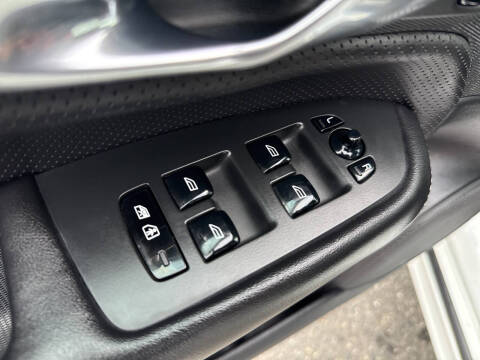 2017 Volvo XC90 T6 R-Design