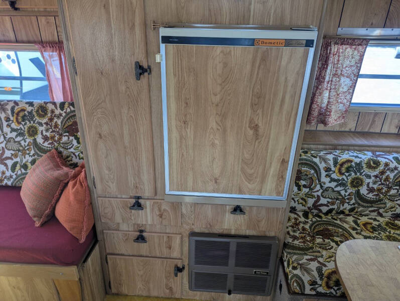1977 Jayco Wren / 17ft