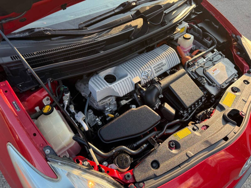 2010 Toyota Prius III