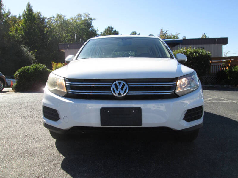 Volkswagen Tiguan Limited's photo