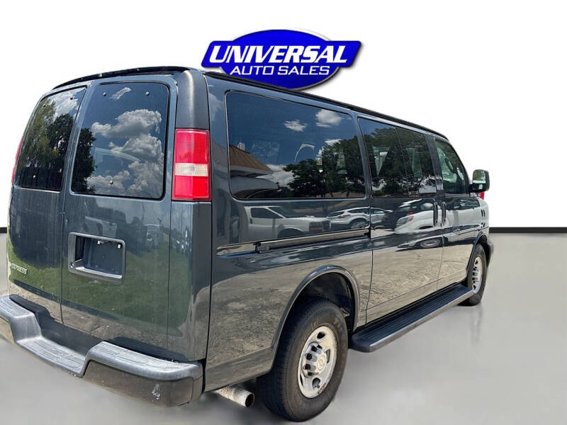 2017 Chevrolet Express LS 2500