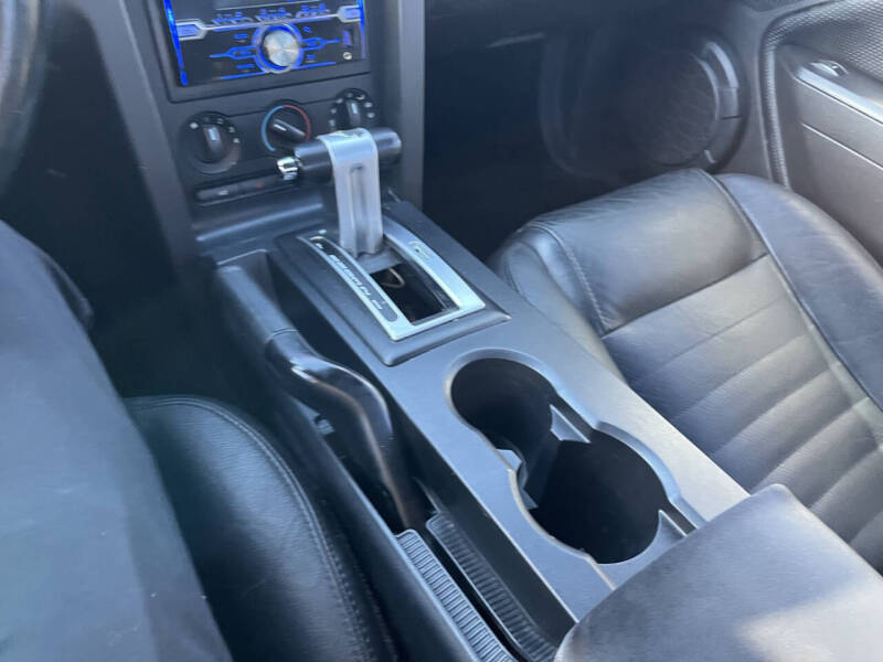 2007 Ford Mustang GT Deluxe