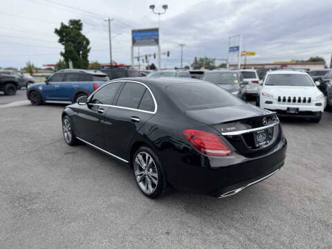 2016 Mercedes-Benz C-Class