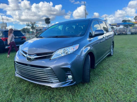 2018 Toyota Sienna for sale at Unique Motor Sport Sales in Kissimmee FL