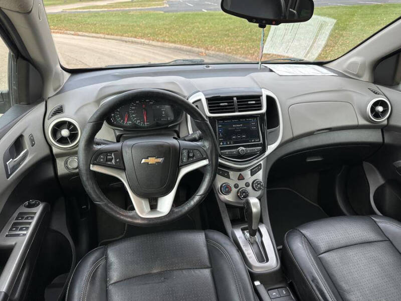 2018 Chevrolet Sonic Premier Auto