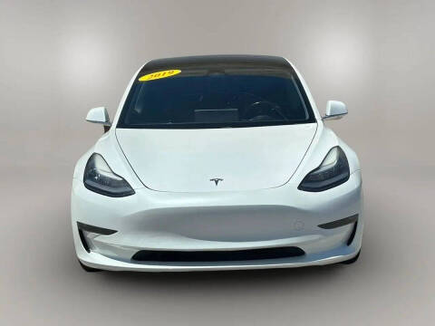 2019 Tesla Model 3 Standard Range Plus