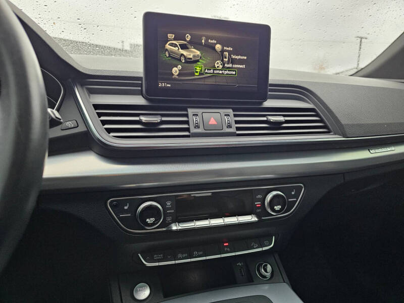 2020 Audi Q5 quattro Premium 45 TFSI