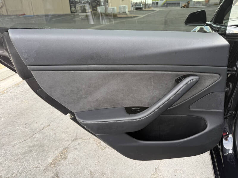 2018 Tesla Model 3 Performance