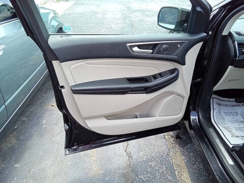 2019 Ford Edge Titanium
