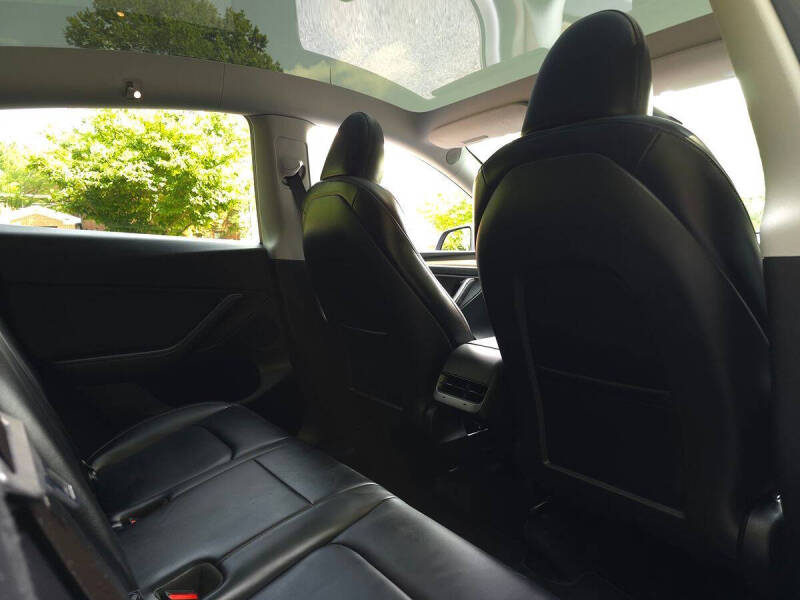 2025 Tesla Model Y Long Range