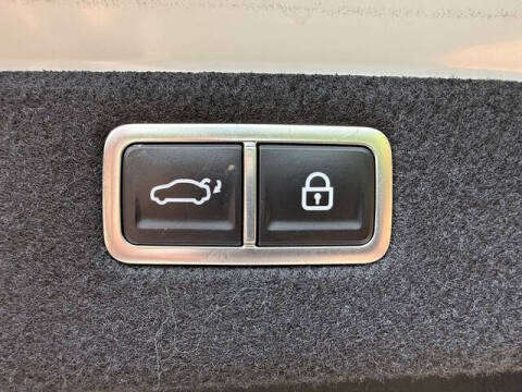 2023 Genesis G70