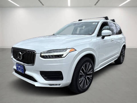 2020 Volvo XC90 T6 Momentum 6-Passenger