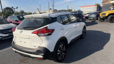 2018 Nissan Kicks SR