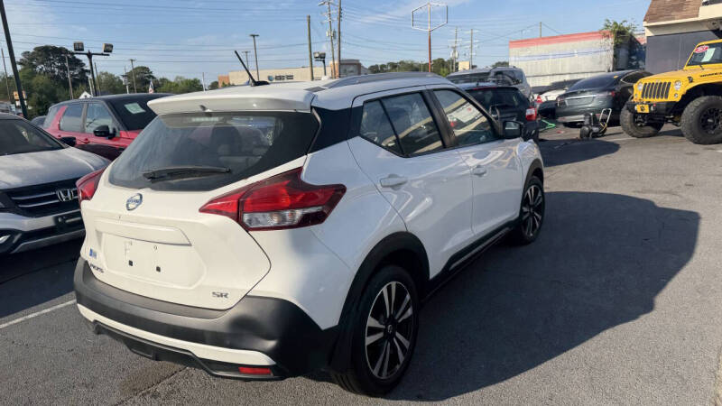 2018 Nissan Kicks SR