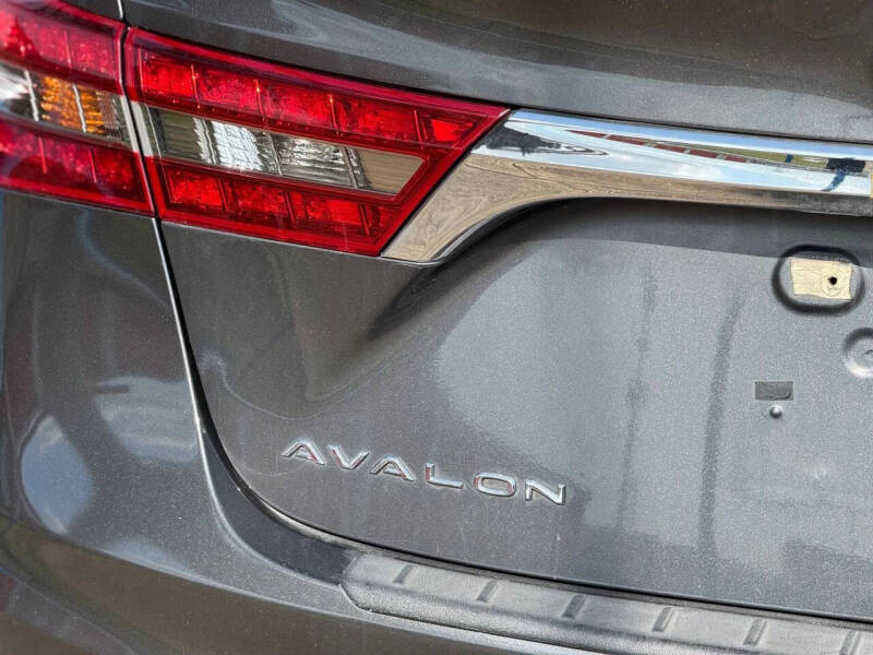 2017 Toyota Avalon Limited