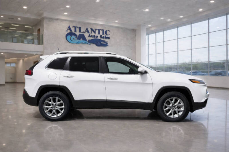 2018 Jeep Cherokee Latitude Plus