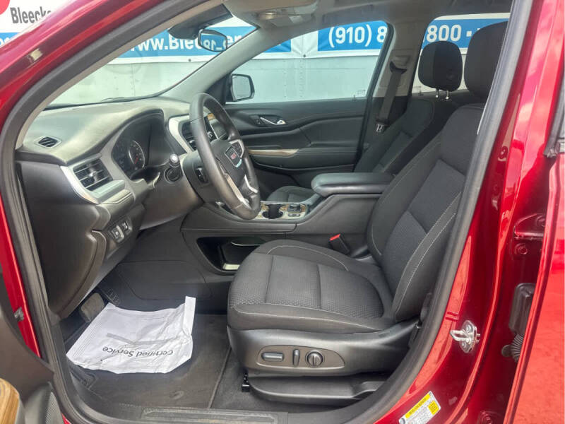 2023 GMC Acadia SLE