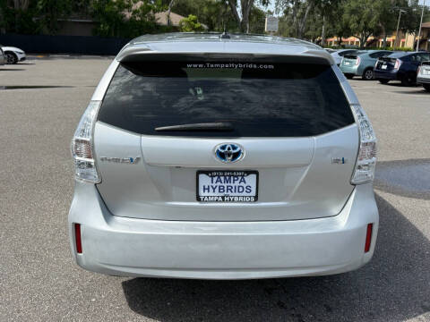 2013 Toyota Prius v Five