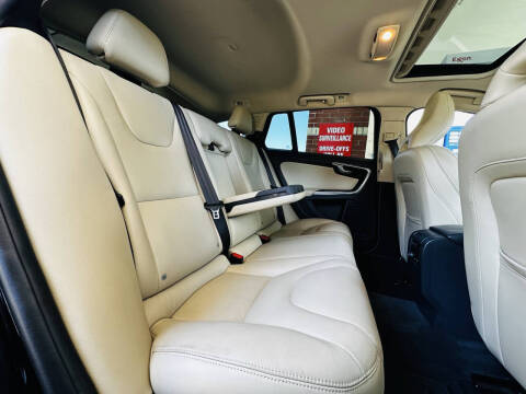 2015 Volvo V60 Cross Country T5