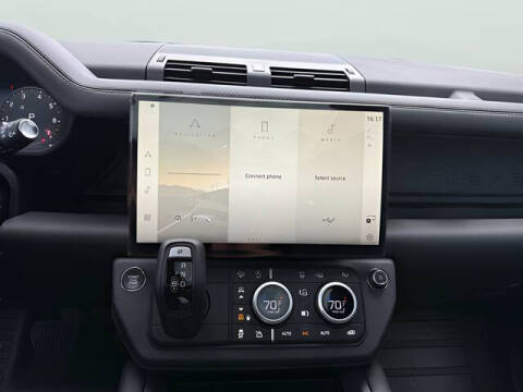 2026 Land Rover Defender 110 P300 S