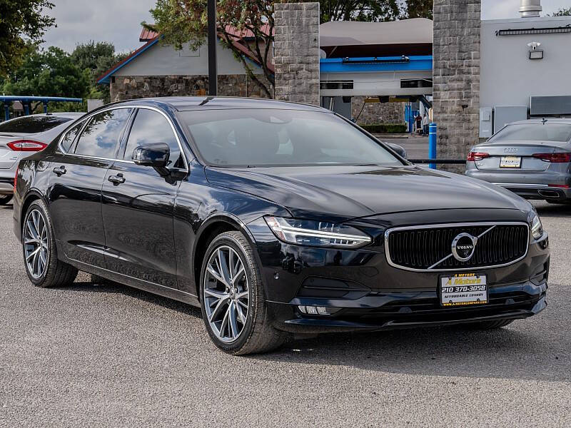 2018 Volvo S90 T5 Momentum