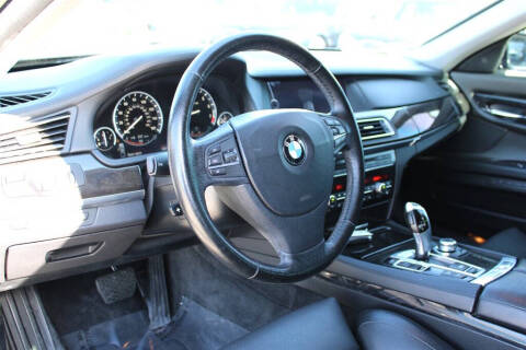 2011 BMW 7 Series 750i xDrive