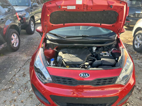 2015 Kia Rio 5-Door LX