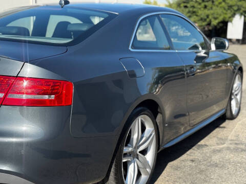 2011 Audi S5 4.2 quattro Prestige