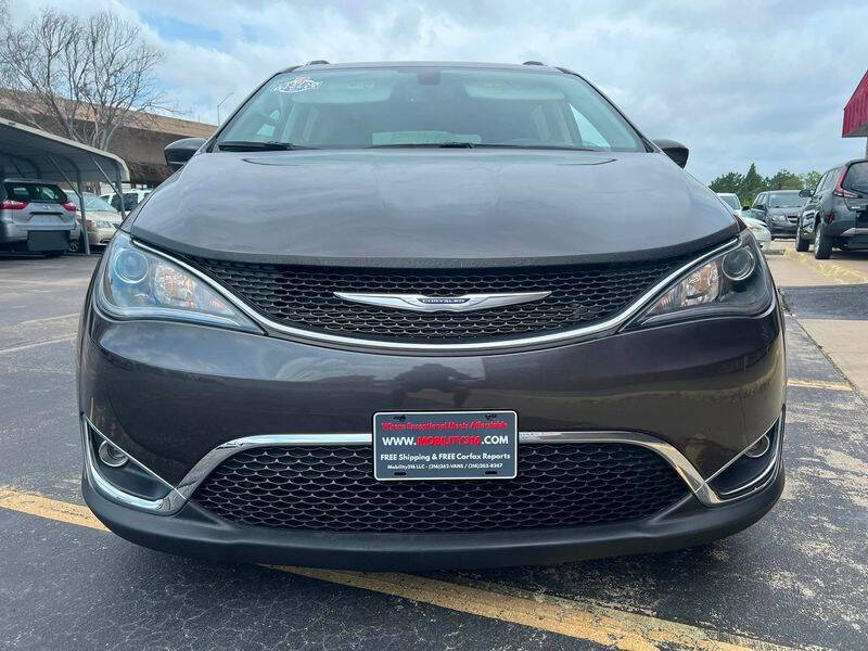 2019 Chrysler Pacifica Touring L