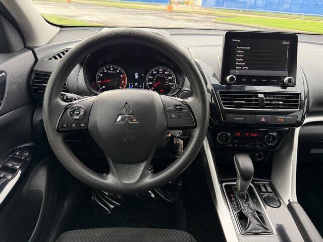 2022 Mitsubishi Eclipse Cross LE