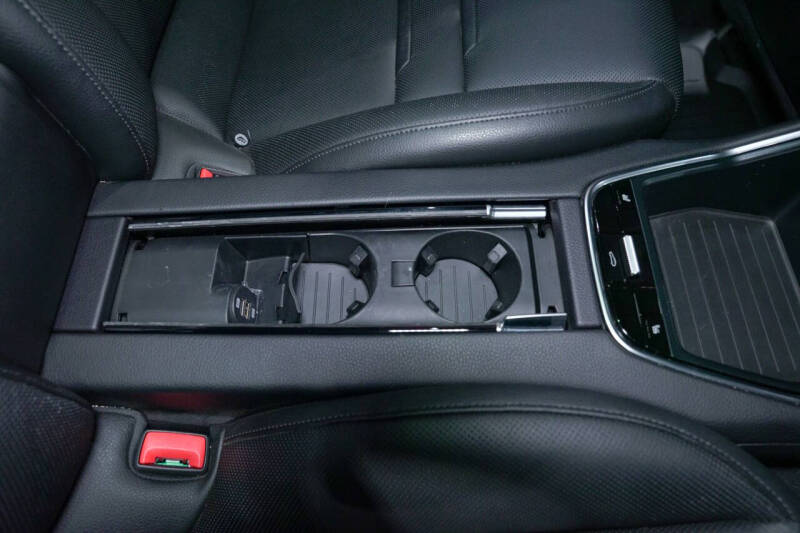 2018 Porsche Panamera 4S