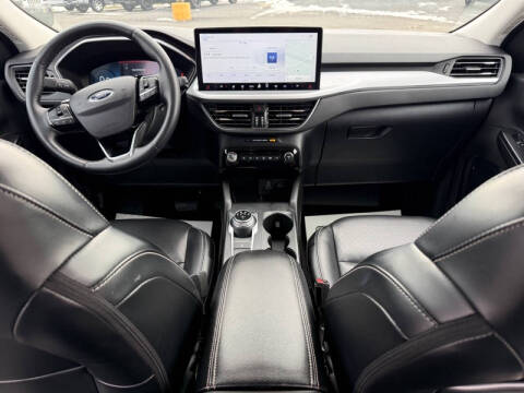 2024 Ford Escape Platinum