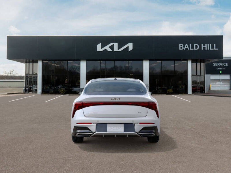 2026 Kia K5