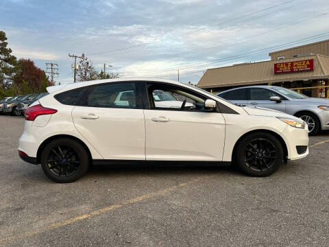 2017 Ford Focus SE