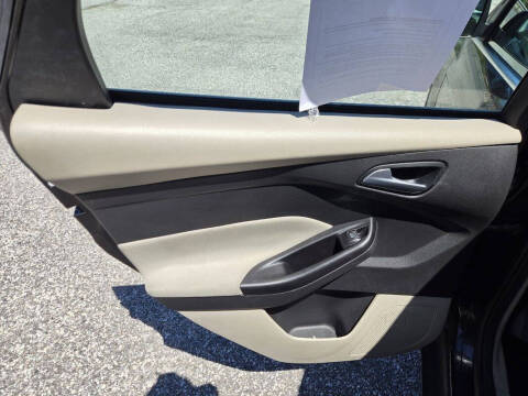 2012 Ford Focus SEL