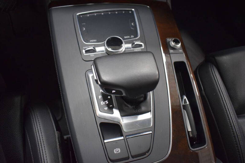 2019 Audi Q5 quattro Premium Plus 45 TFSI