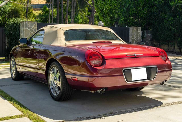 2004 Ford Thunderbird Deluxe