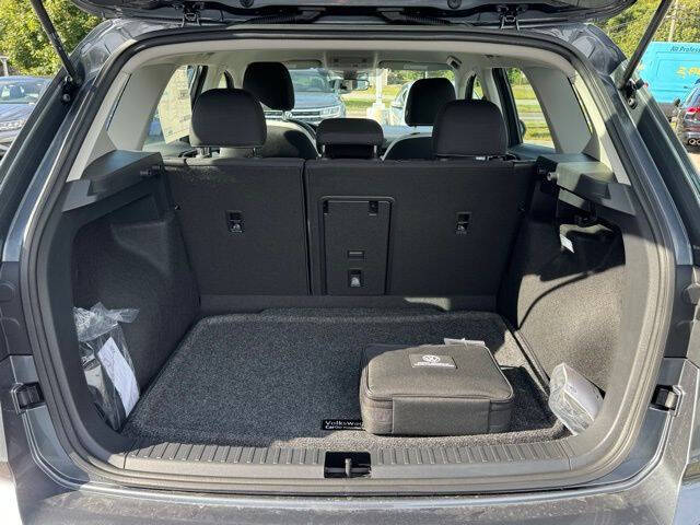 2025 Volkswagen Taos S 4Motion