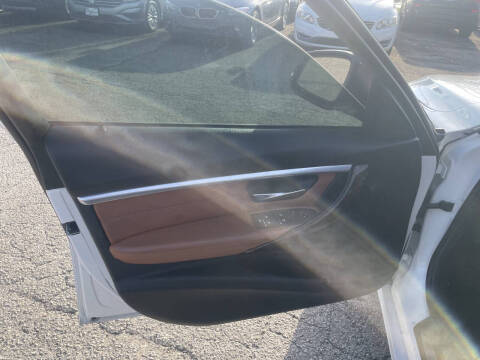 2016 BMW 3 Series 328i