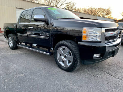 2011 Chevrolet Silverado 1500 for sale at Fernando's Auto Sales LLC. in Dallas TX