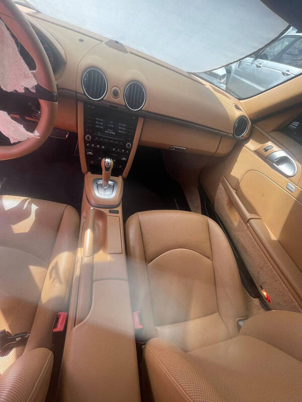 2011 Porsche Cayman