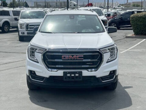 2023 GMC Terrain AT4
