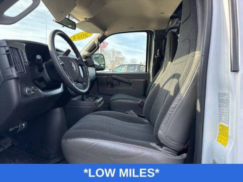 2024 Chevrolet Express 2500