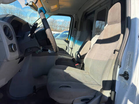 2021 Ford E-Series E-350 SD