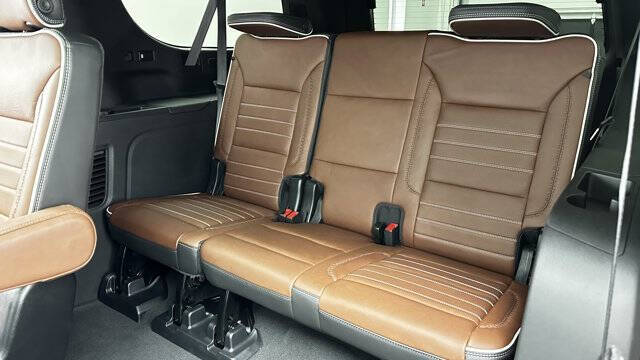 2024 GMC Yukon XL Denali Ultimate