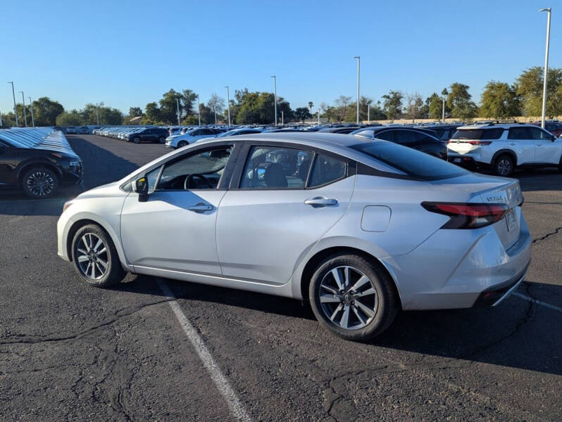 2023 Nissan Versa SV