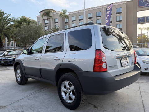2006 Mazda Tribute i