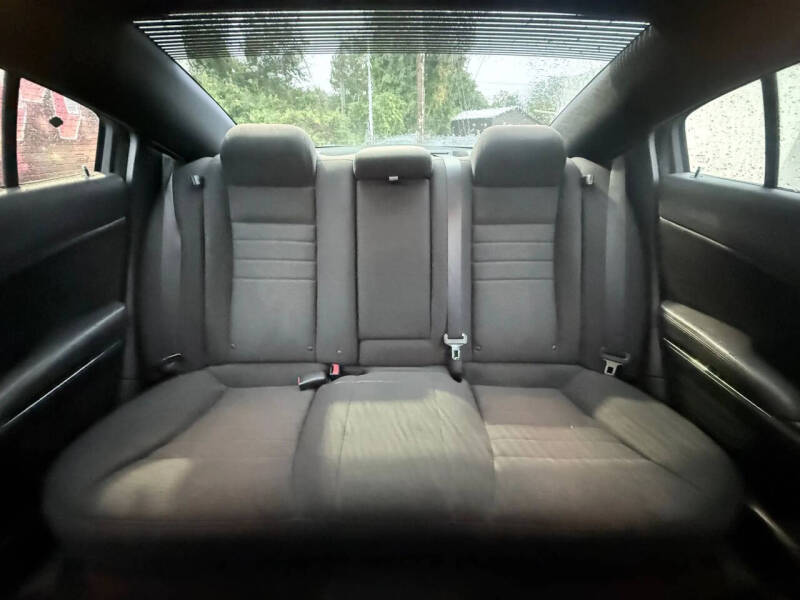 2013 Dodge Charger SE